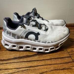 On Running Woman’s Cloudmonster Ivory Black Size 8 US
